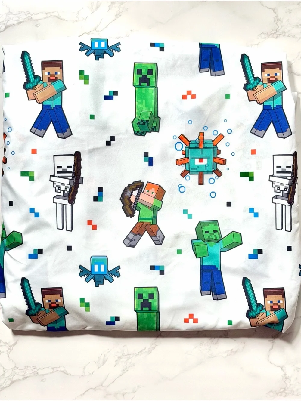 Minecraft Pixel Mobs Character Sheet Set with Pillowcases | Full/Double Bed